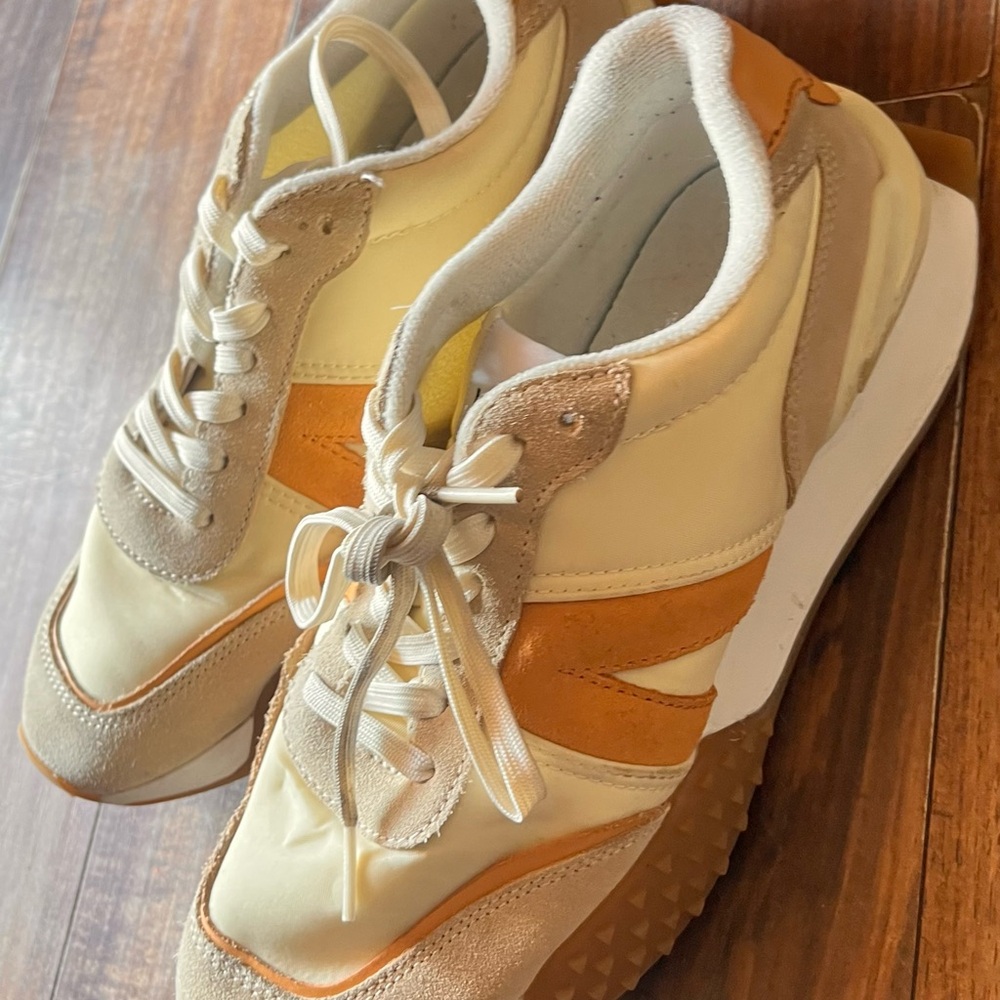 Lacoste Cream and Tan Retro Sneakers with Suede and Nylon